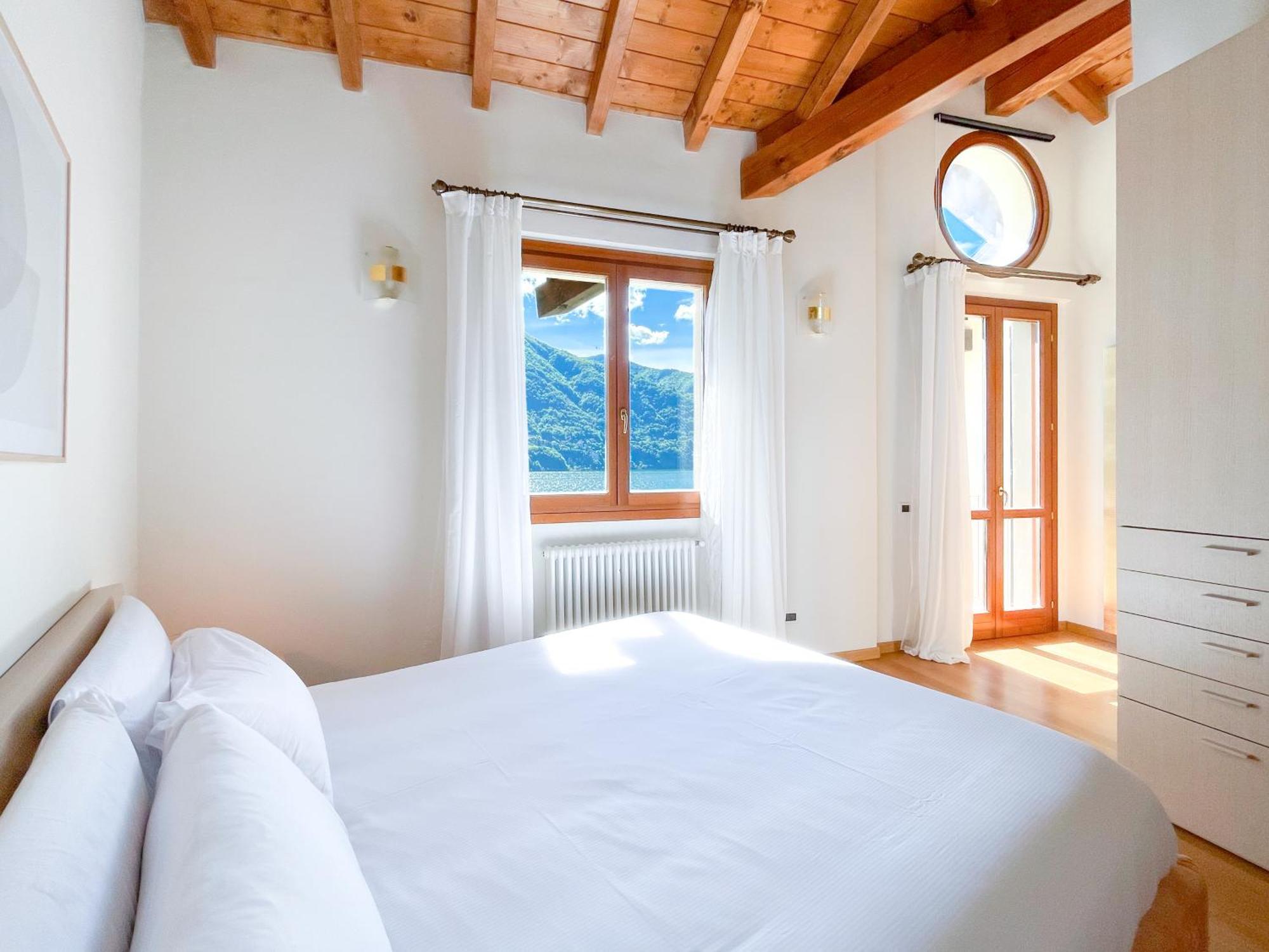 Villa Luminosa Laglio - Private Parking, Garden Eksteriør billede