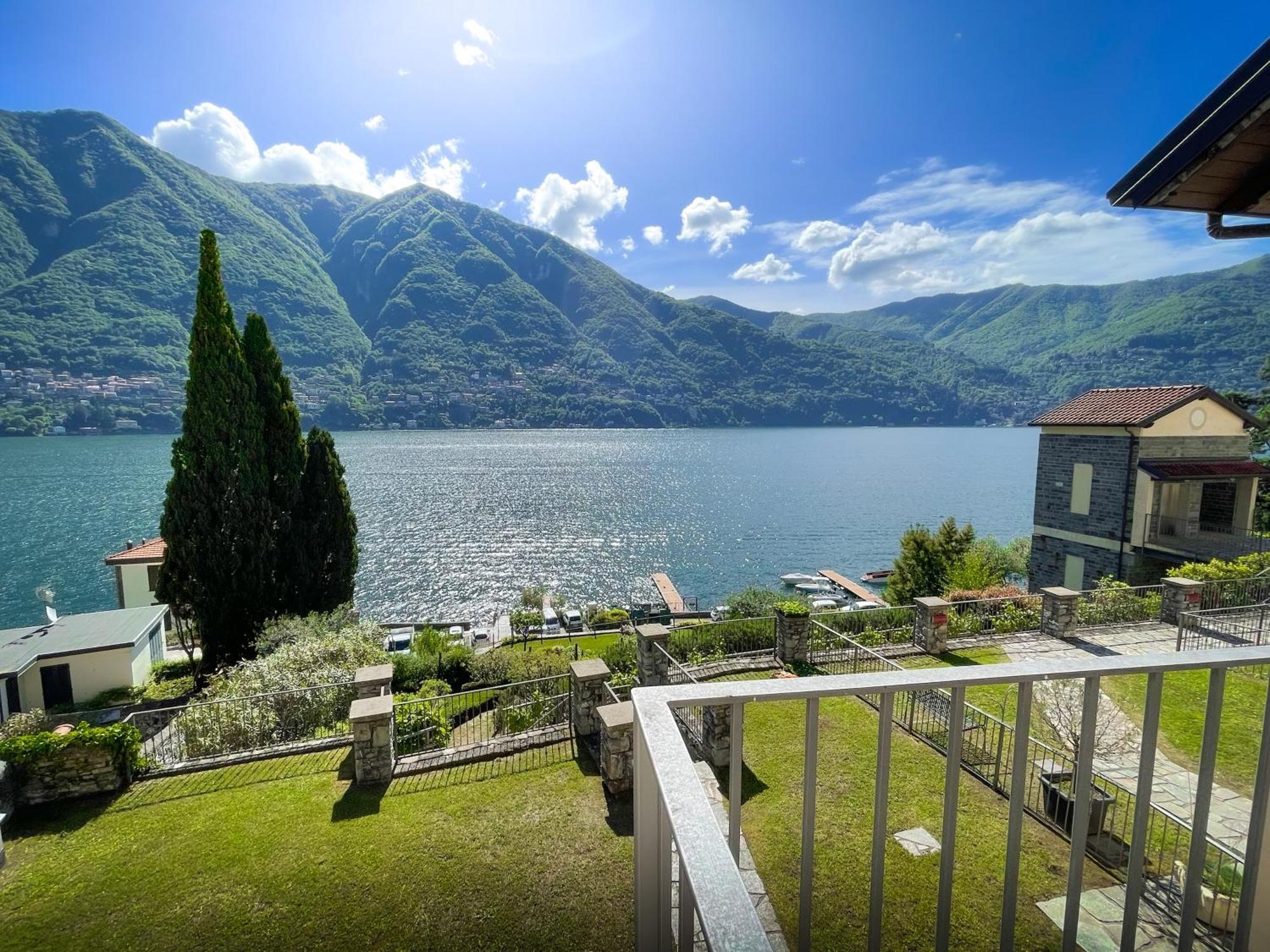 Villa Luminosa Laglio - Private Parking, Garden Eksteriør billede